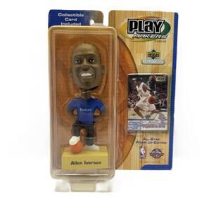 Upper Deck 2001 Playmakers Allen Iverson Bobblehead All-Star Warm Up + Card